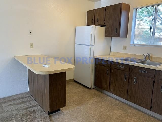 Foto del edificio - 3520 E 2nd St