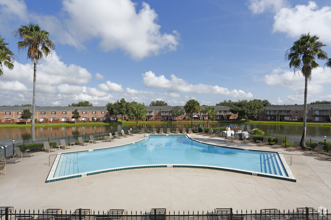 Heated pool - Carlton Arms of South Lakeland