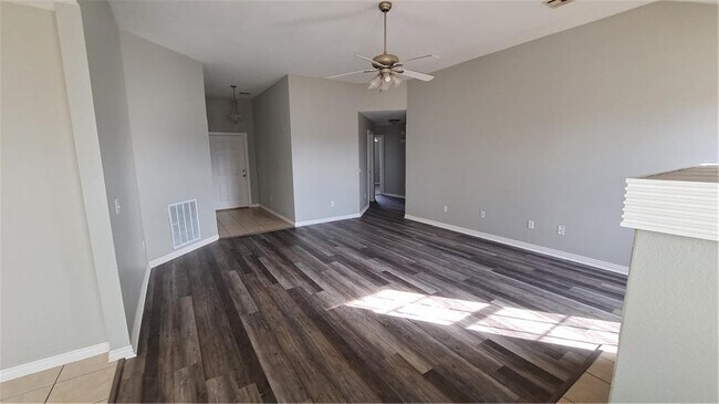 Building Photo - 3711 SW Hansom Loop