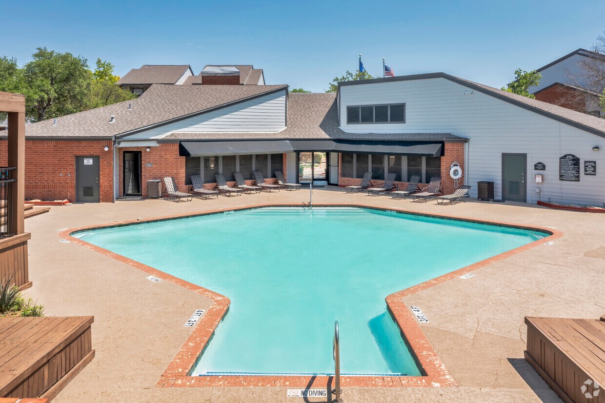 Heritage at Valley Ranch Apartments in Irving, TX