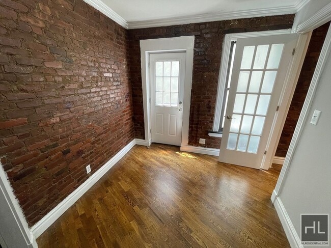 Building Photo - E 13TH ST.