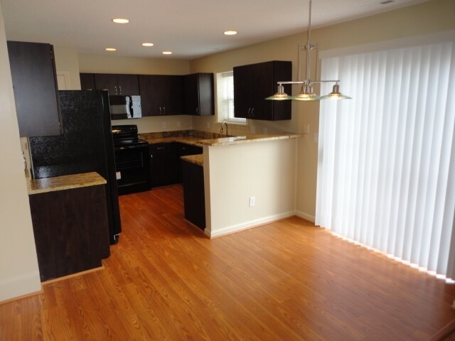 Building Photo - 209 Kindlewood Drive