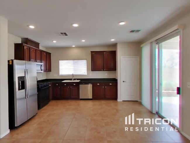 Building Photo - 9537 Crown Pines Ct