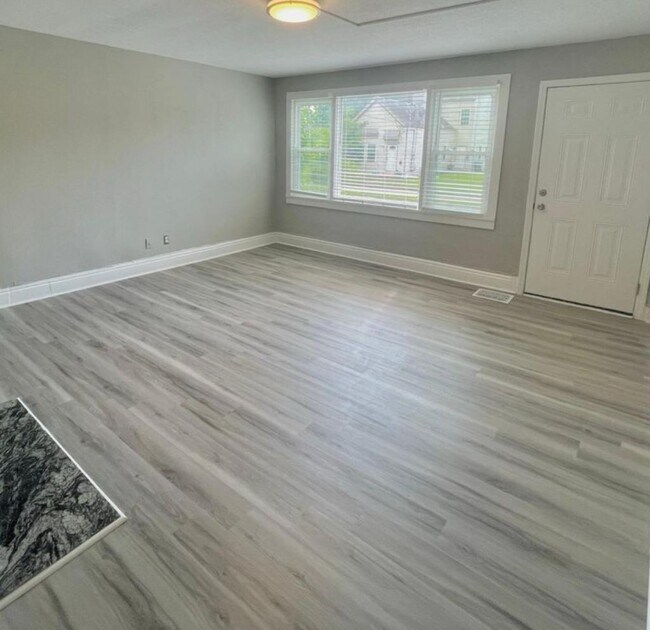 Photo - 929 S Jackson St House