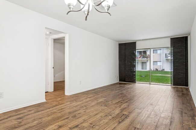 Foto del edificio - 4606 W Gray St