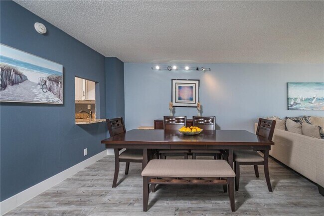 Building Photo - 1400 S Ocean Dr