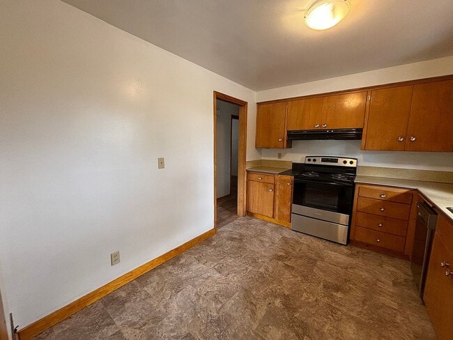 Building Photo - 25020 18th St E