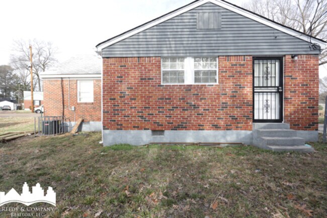 Building Photo - 1120 S Prescott St