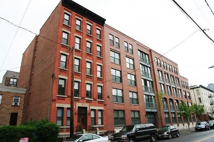 Foto principal - 228 Montgomery St