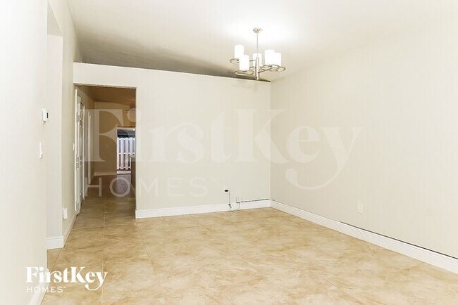 Foto del edificio - 8927 NW 114th St