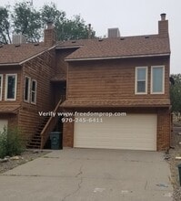 Building Photo - 374 1/2 Ridge View Dr