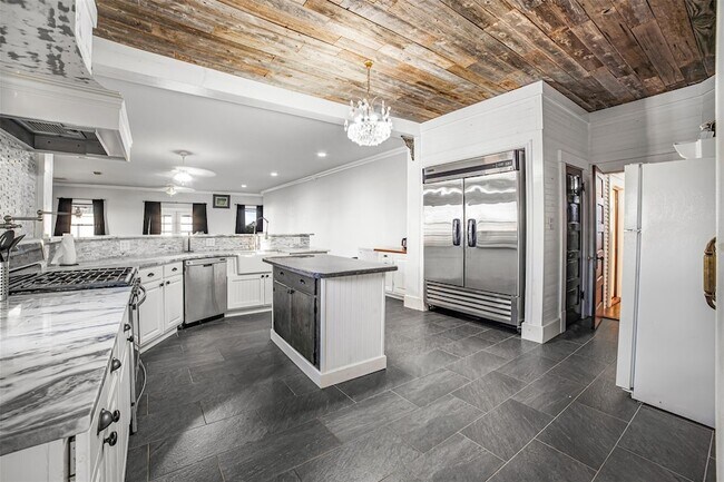 Foto del edificio - 17221 Steger Ln