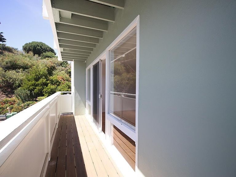 Photo - "Charming 2-Bedroom Gem in San Francisco's Heart – Cozy 785 Sq Ft at 32 Flint St!"