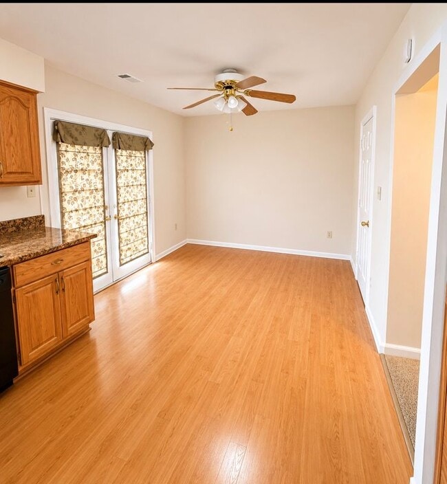 Building Photo - 11240 Kettering Pl