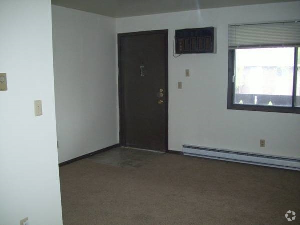 Living Room - Jefferson Park Apartments