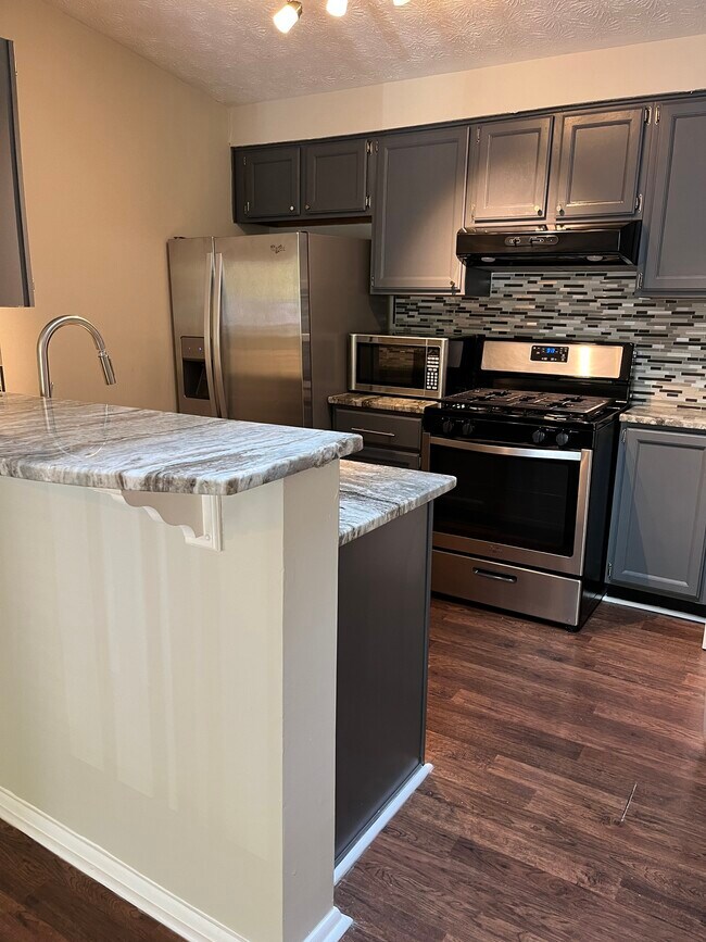 Foto del edificio - 1292 Keys Lake Dr NE