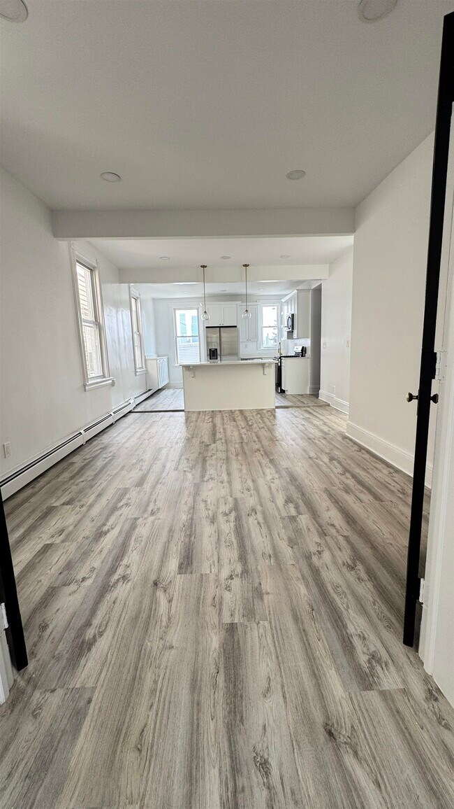 Foto del edificio - 502 Gregory Ave