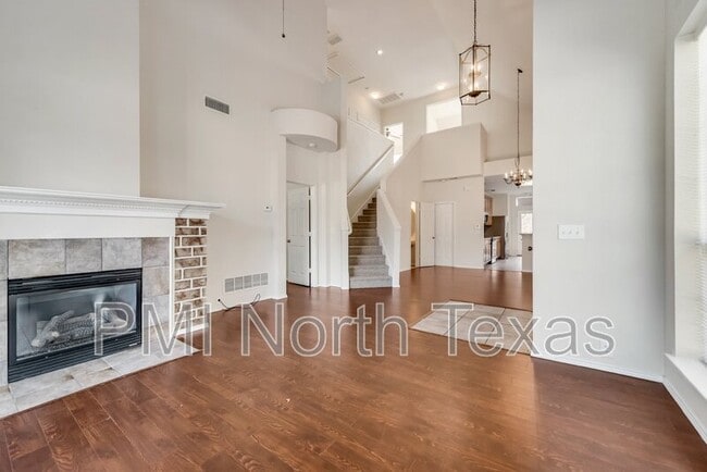 Building Photo - 11531 Chaucer Dr