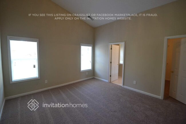 Foto del edificio - 975 James Ridge Dr