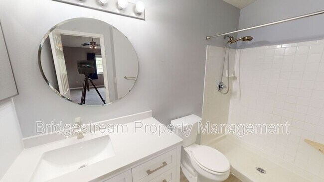 Foto del edificio - 6591 Brigham Sq