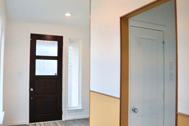 Building Photo - 17631 Carnation Gln Dr