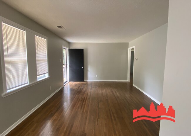 Foto del edificio - 3572 Suzanne Dr