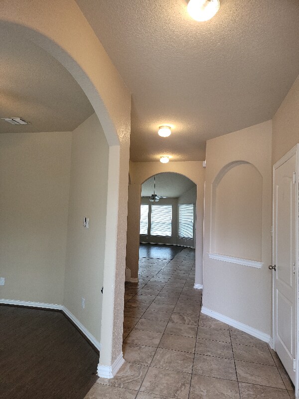 Building Photo - 8815 Olmstead Park