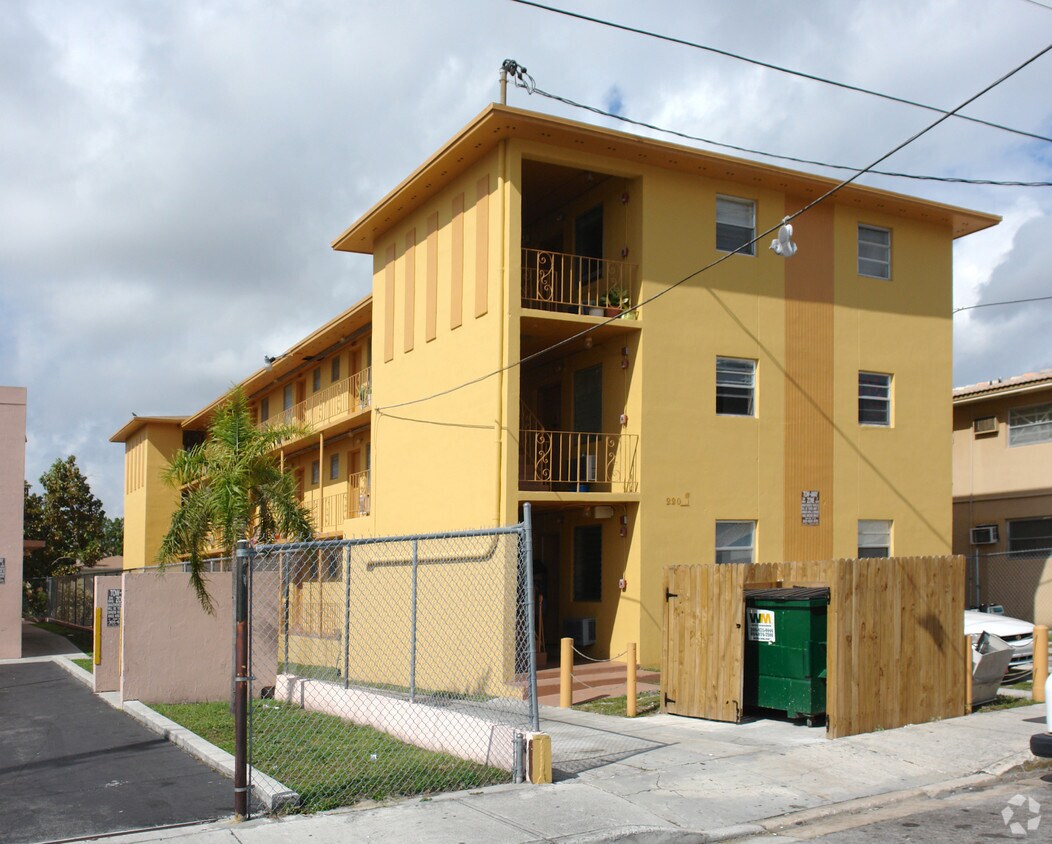 Building Photo - Flagler Flats
