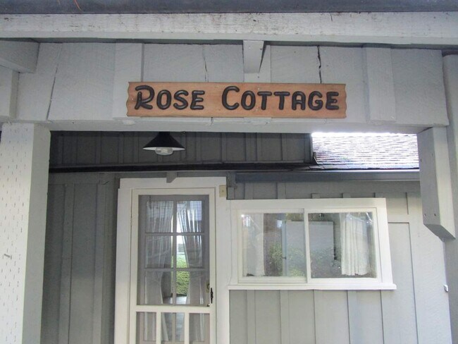 Foto del edificio - Waterfront Cottage in Gig Harbor