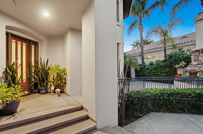 Building Photo - Gorgeous Custom Built Scripps Ranch Home Available Now!