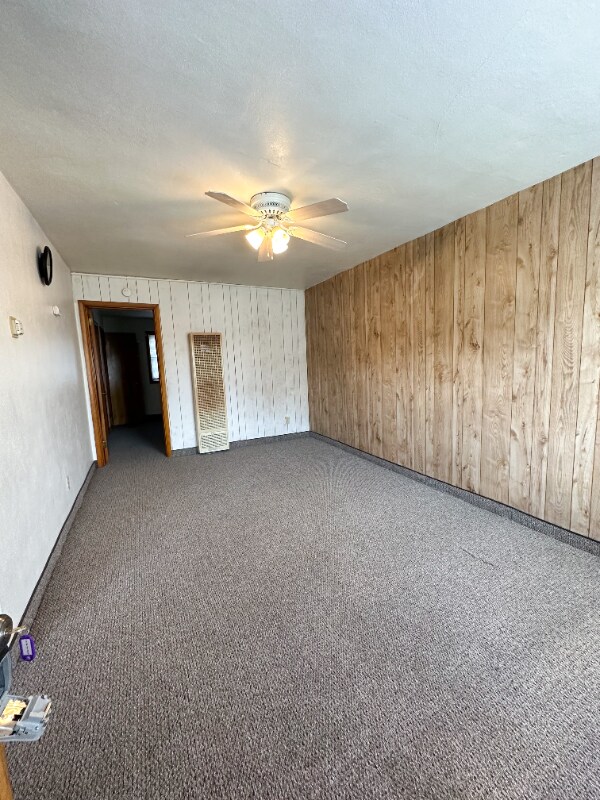 212 E 1st St Unit 1, Laurel, MT 59044 Room for Rent in Laurel, MT