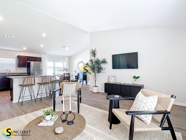 Building Photo - 13 Sellner Pl