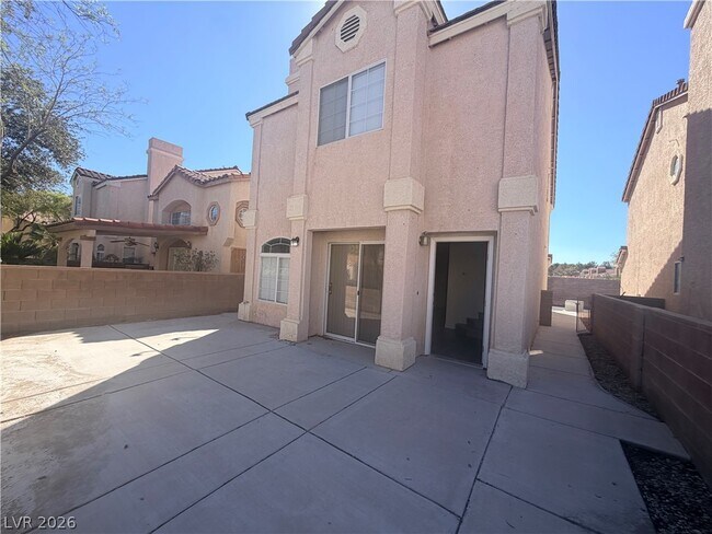 Building Photo - 5402 Snake Ln