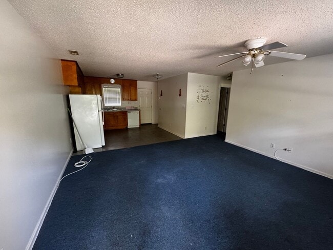 Building Photo - 1457 Cherryville Rd