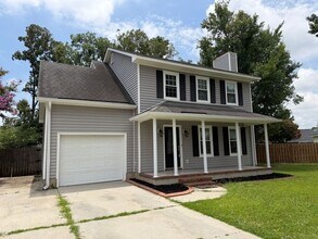 Building Photo - 193 Amelia Dr W
