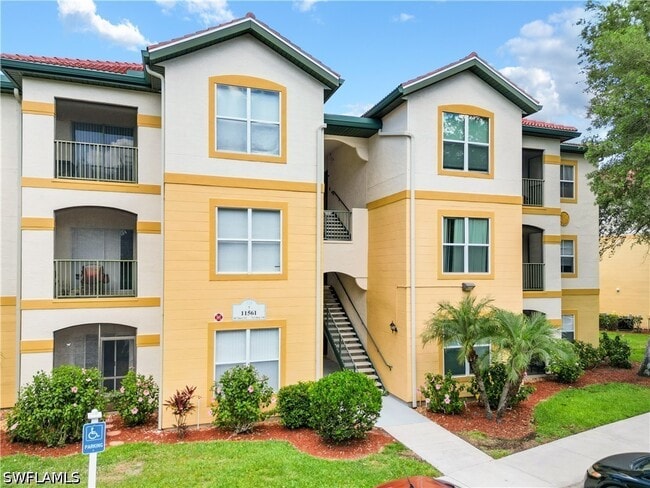 Building Photo - 11561 Villa Grand
