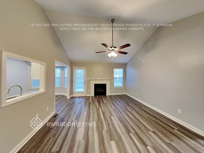 Foto del edificio - 3901 Cassidy Dr