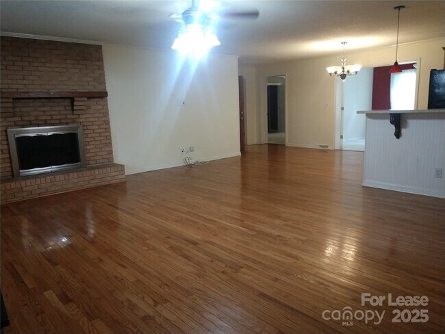 Foto del edificio - 10115 Elmsbrook Ln
