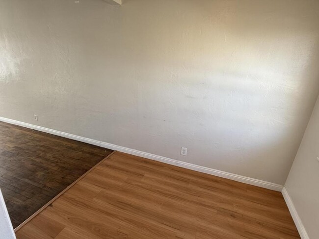 Foto del edificio - 304 N 14th St