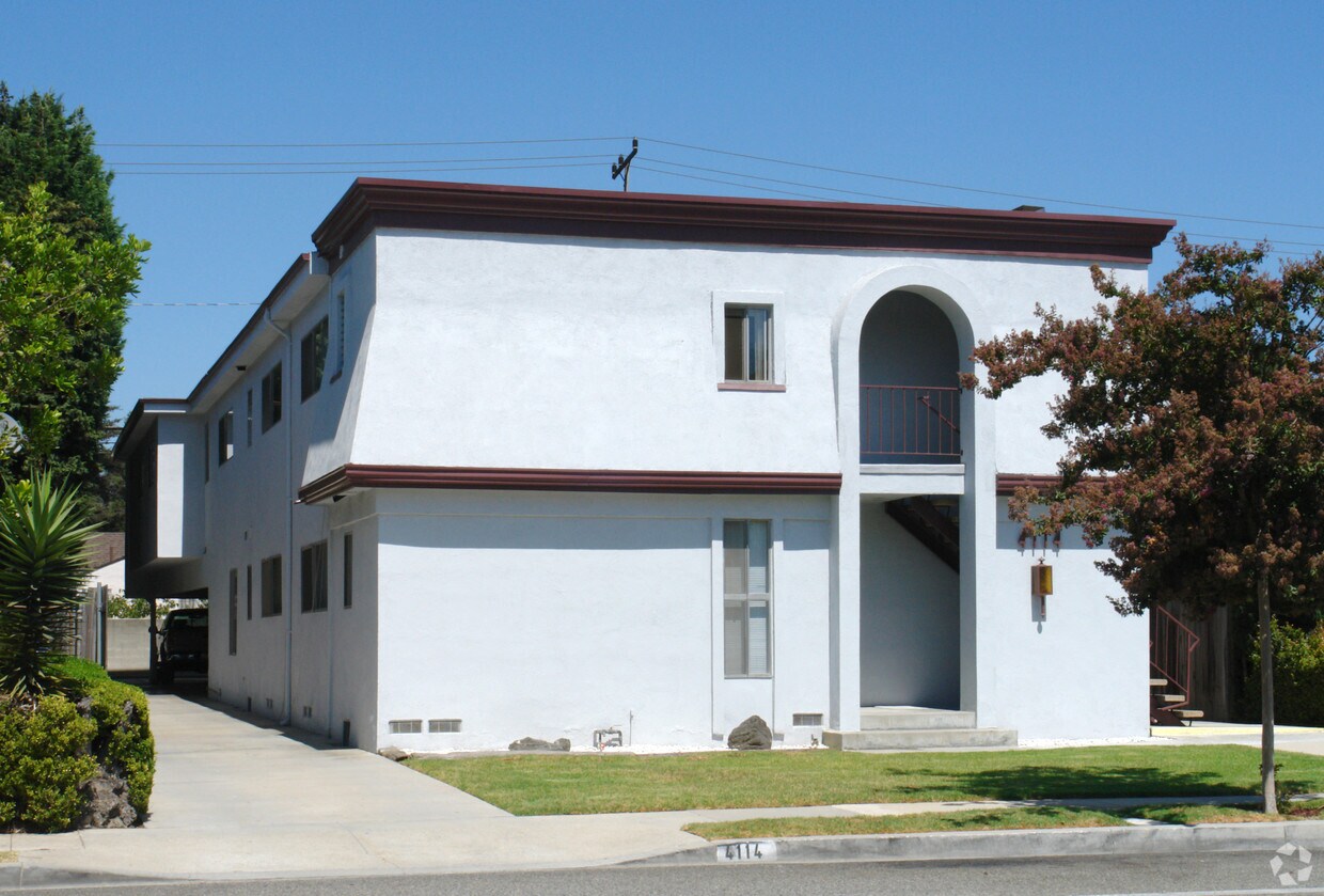 Primary Photo - 4112-4114 Duquesne Ave
