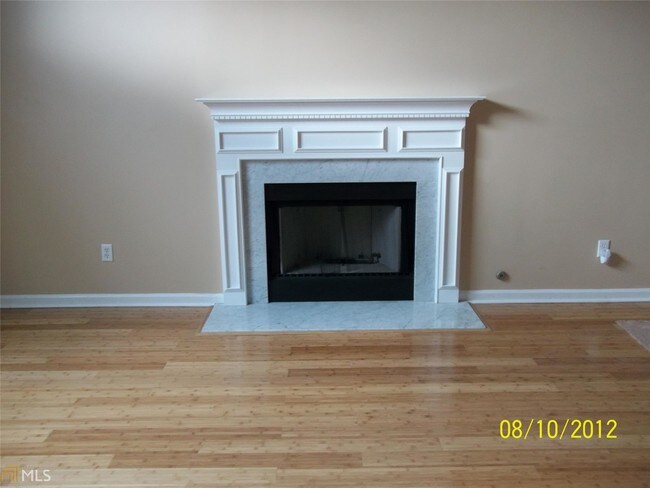 Building Photo - 785 Mayfern Way