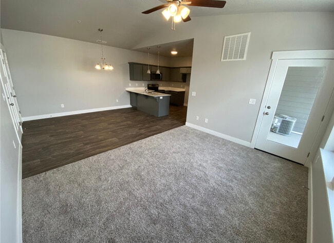 Building Photo - 443 N 360 W