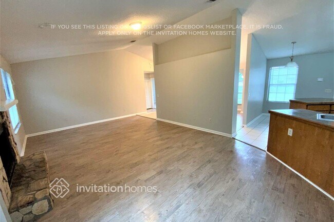 Foto del edificio - 8270 Hamden Cir E
