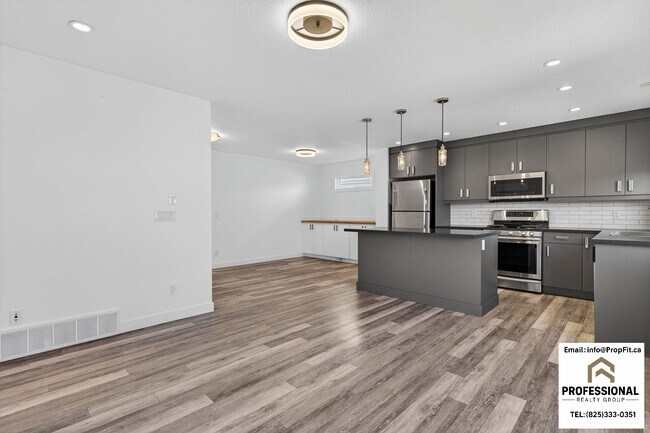 Photo du bâtiment - 7210 Cardinal Way SW