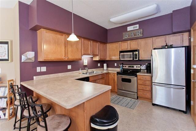 Building Photo - $1,250 | 2 Bedroom, 2 Bathroom Apartment | Pets Negotiable* | Sublease* | Available for January 1...
