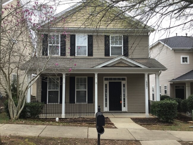 Building Photo - 15521 Crossing Gate Dr