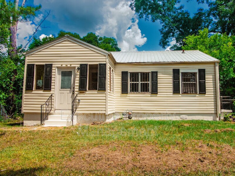 Primary Photo - 608 40th Pl
