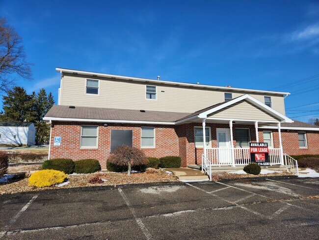 Building Photo - 801 Darlington Rd