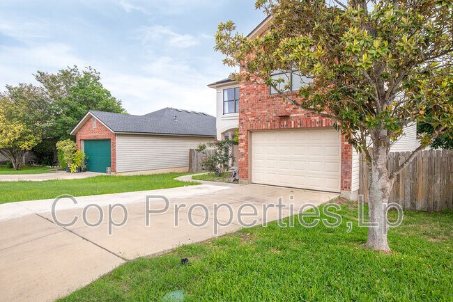 Photo - 9426 Bending Crest House