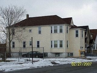 Primary Photo - 34 W Cicotte St